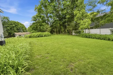 7516 W 77th Street Chaska MN 55318
