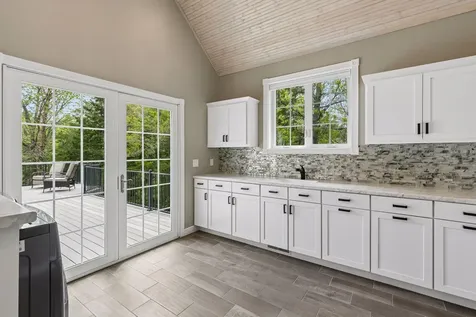 22925 Greenland Lane Elysian MN 56028