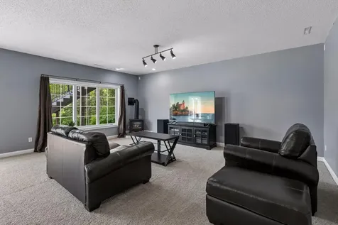 22925 Greenland Lane Elysian MN 56028