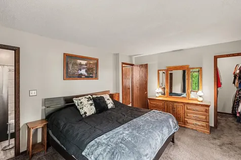 28264 Olinda Trail Lindstrom MN 55045