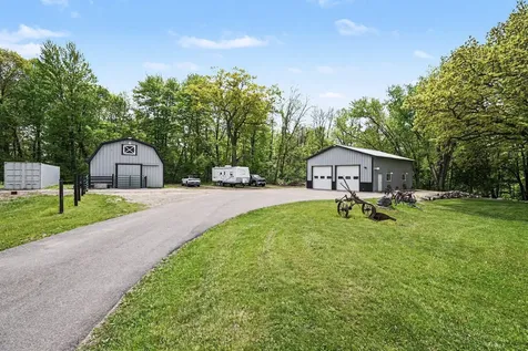 28264 Olinda Trail Lindstrom MN 55045