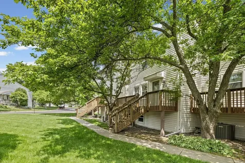 8823 42nd Avenue N New Hope MN 55427