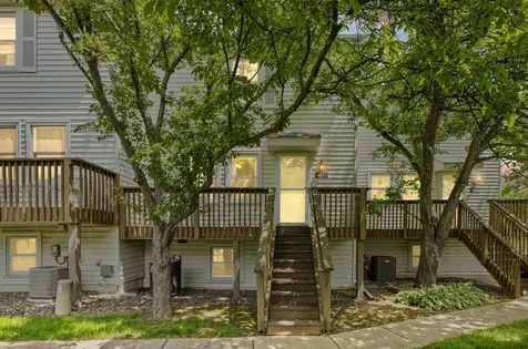 8823 42nd Avenue N New Hope MN 55427