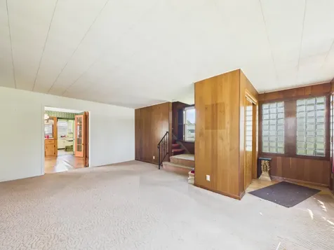 208 4th Avenue NW New Prague MN 56071