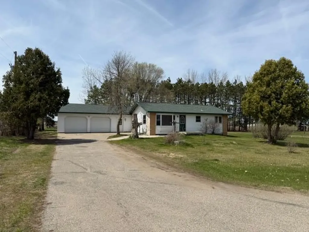 42253 439th Avenue Perham MN 56573
