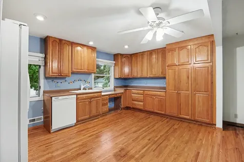 236 Strese Lane Apple Valley MN 55124