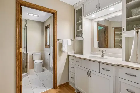 10416 Briar Circle Bloomington MN 55437