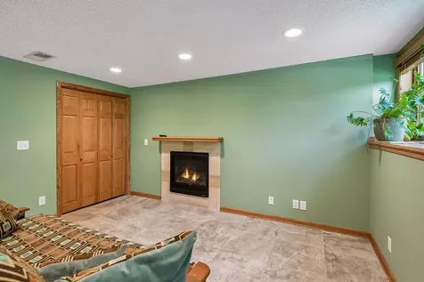 10416 Briar Circle Bloomington MN 55437