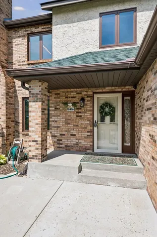 10416 Briar Circle Bloomington MN 55437