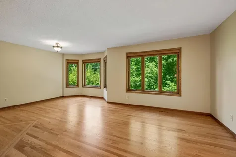 10416 Briar Circle Bloomington MN 55437