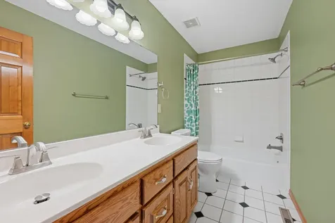 9535 Pineview Lane N Maple Grove MN 55369