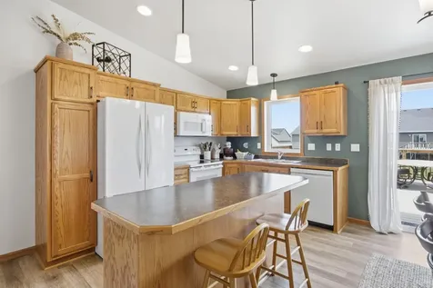 4560 15th Street S Moorhead MN 56560