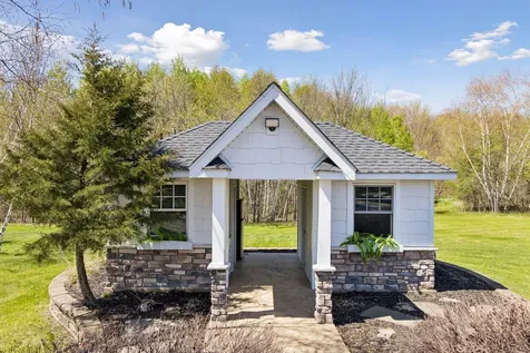 36738 Oriole Avenue Lindstrom MN 55045