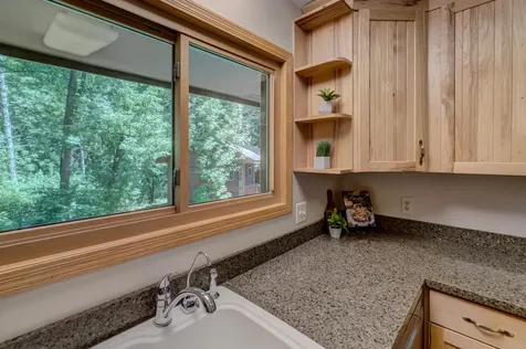 10 High Circle Way North Oaks MN 55127