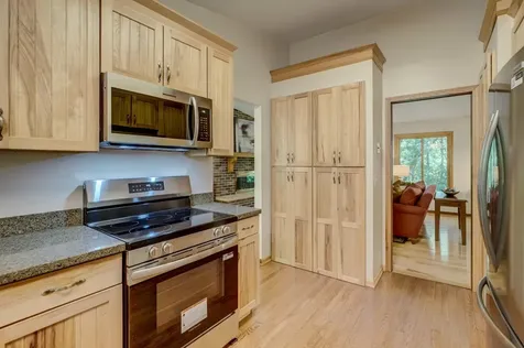 10 High Circle Way North Oaks MN 55127