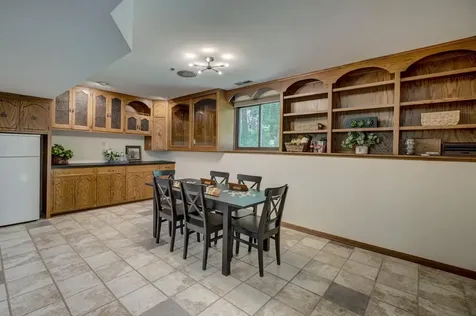 10 High Circle Way North Oaks MN 55127