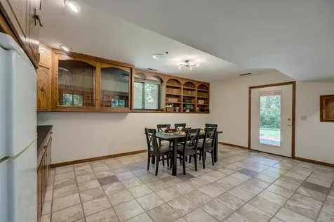 10 High Circle Way North Oaks MN 55127