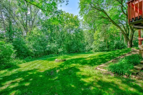 10 High Circle Way North Oaks MN 55127
