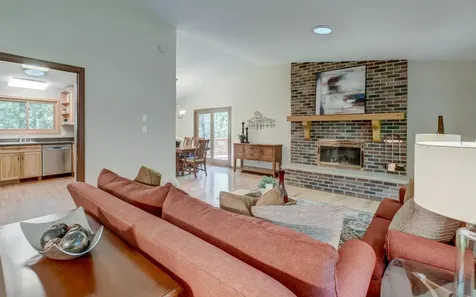 10 High Circle Way North Oaks MN 55127