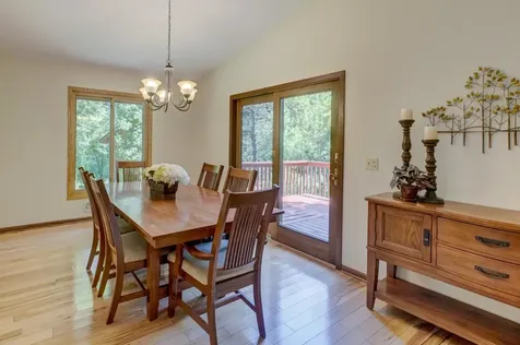 10 High Circle Way North Oaks MN 55127