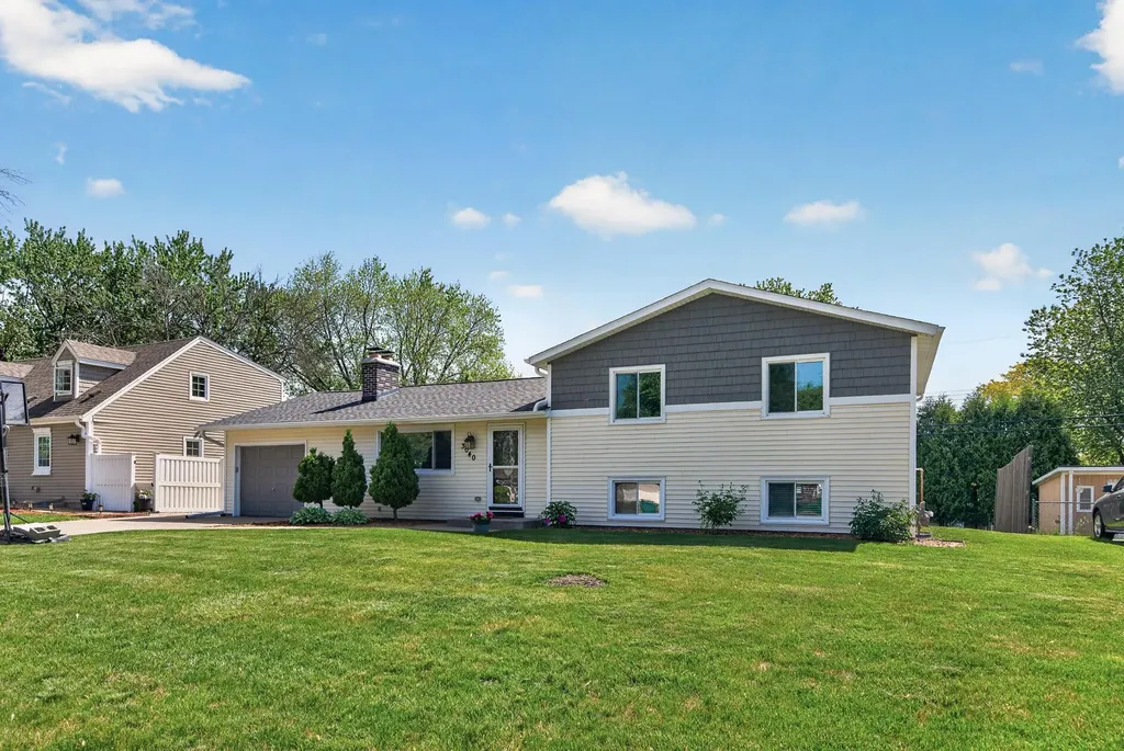 3040 Boone Avenue N New Hope MN 55427