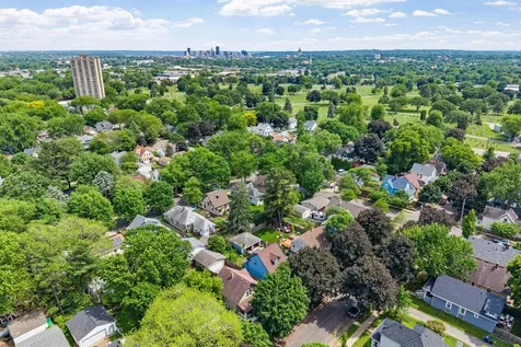 1024 Victoria Street N Saint Paul MN 55103