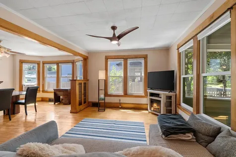 1024 Victoria Street N Saint Paul MN 55103