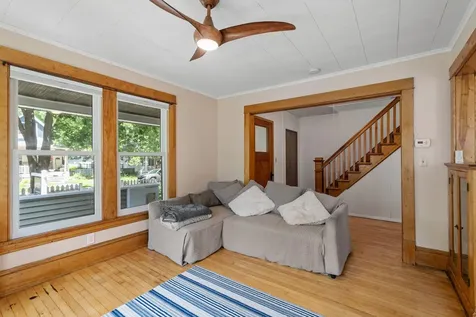 1024 Victoria Street N Saint Paul MN 55103