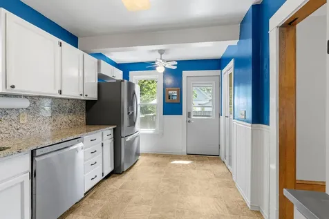 1024 Victoria Street N Saint Paul MN 55103