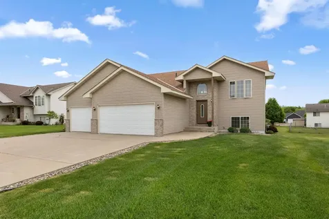 831 Beech Lane S Annandale MN 55302