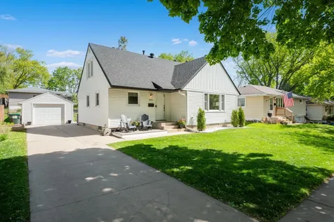 2435 25th Street NW Rochester MN 55901