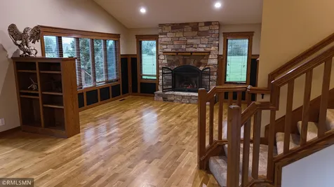 38270 Everett Avenue North Branch MN 55056