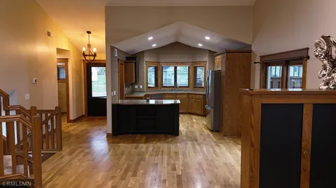 38270 Everett Avenue North Branch MN 55056