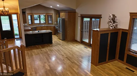 38270 Everett Avenue North Branch MN 55056