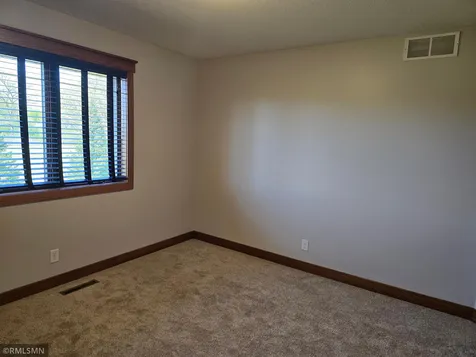 38270 Everett Avenue North Branch MN 55056