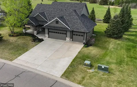 38270 Everett Avenue North Branch MN 55056