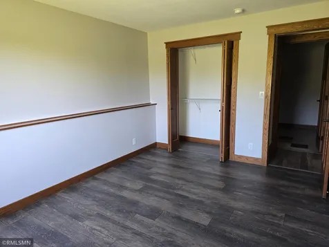 38270 Everett Avenue North Branch MN 55056