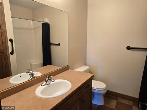 38270 Everett Avenue North Branch MN 55056