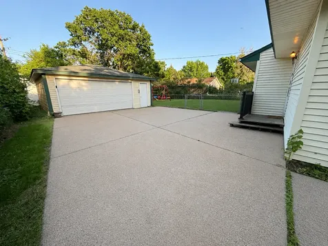 10441 Arrowhead Street NW Coon Rapids MN 55433