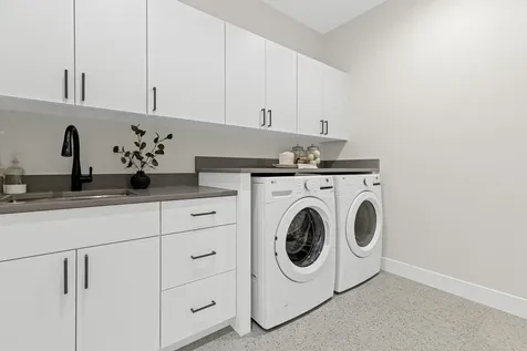 6100 Abbott Avenue S Edina MN 55410