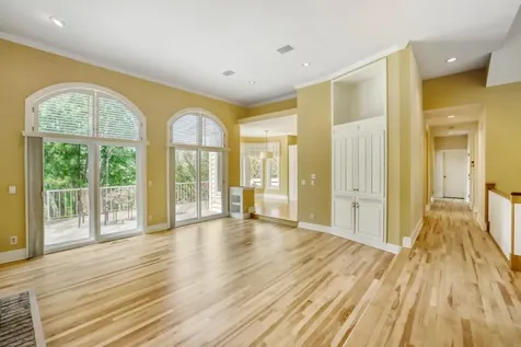 7170 Kenmare Drive Bloomington MN 55438