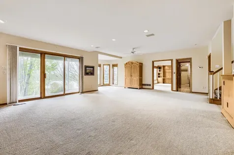 7170 Kenmare Drive Bloomington MN 55438