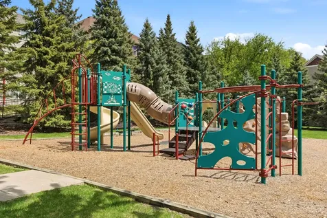 15715 56th Avenue N Plymouth MN 55446