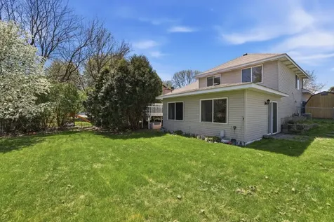 9480 71st Bay S Cottage Grove MN 55016