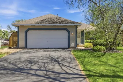 9480 71st Bay S Cottage Grove MN 55016
