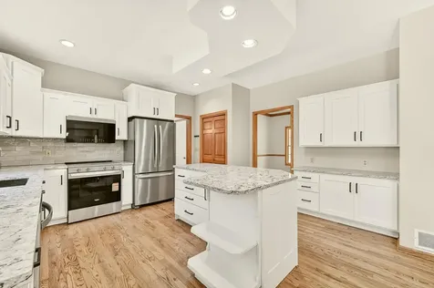 5823 Summit Lane NE Rochester MN 55906