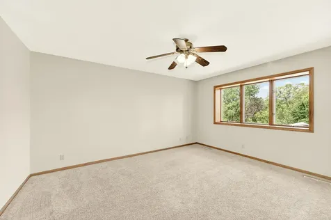 5823 Summit Lane NE Rochester MN 55906