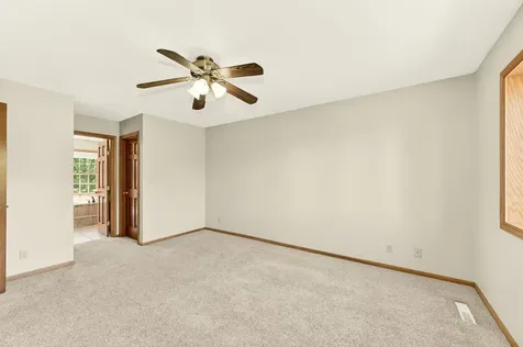 5823 Summit Lane NE Rochester MN 55906