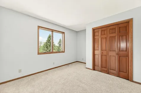 5823 Summit Lane NE Rochester MN 55906
