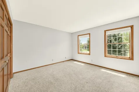 5823 Summit Lane NE Rochester MN 55906